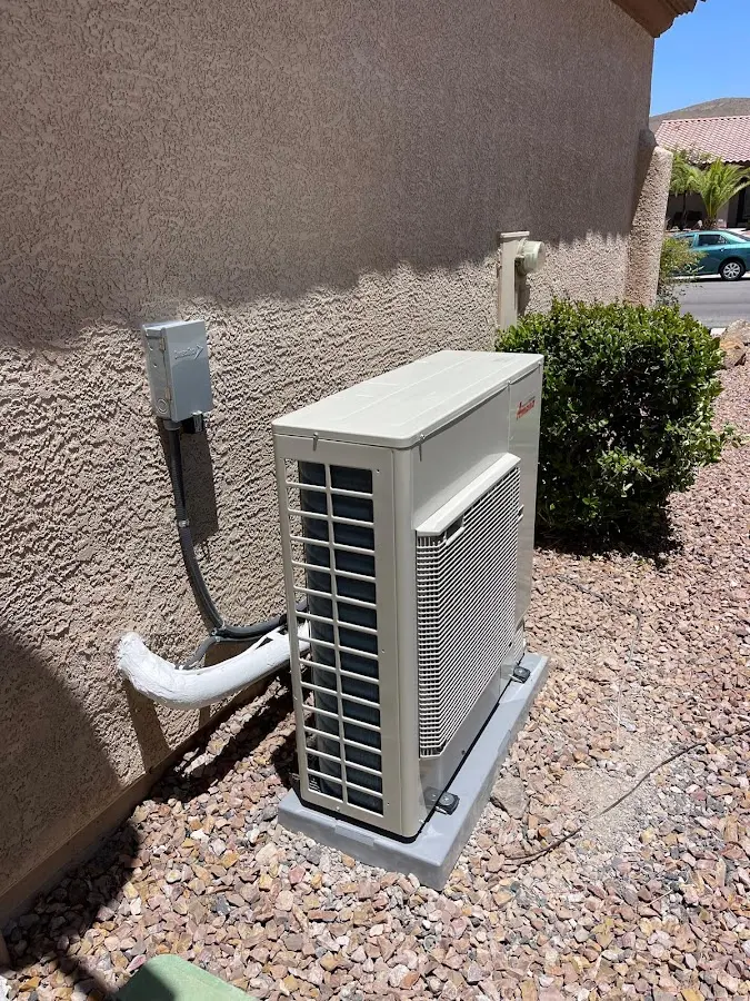 Residential air conditioning condenser unit in North Weeki Wachee